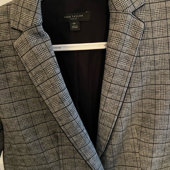 Ann Taylor Checkered Blazer - Picture 6 of 6